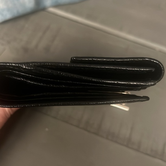 EUC Gucci Small Wallet - Picture 10 of 10